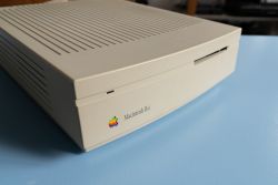 Apple Macintosh IIsi.jpg